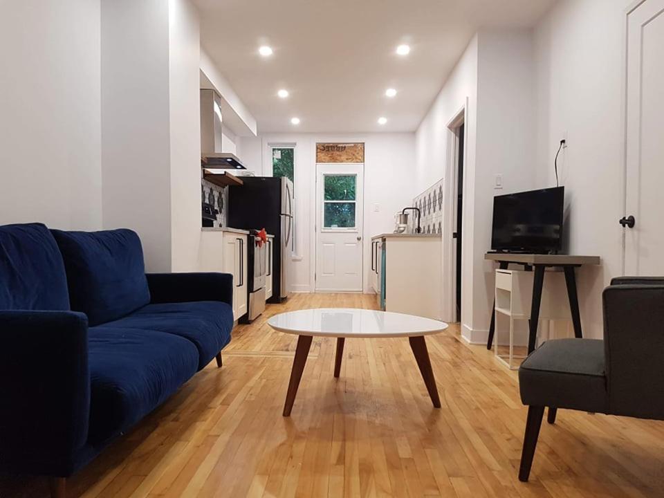 Check-In 1Pm To 11Pm II Room B Montreal Ngoại thất bức ảnh